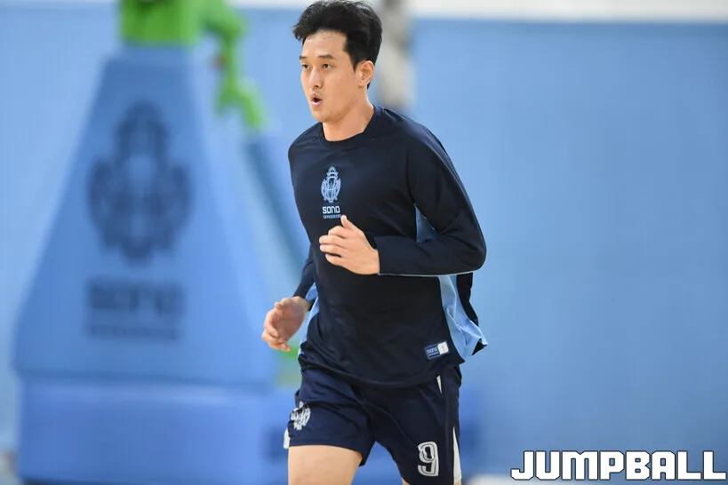‘적에서 동료로’...캡틴 정희재가 오브라이언트 보고 ‘깜짝’ 놀란 ...
