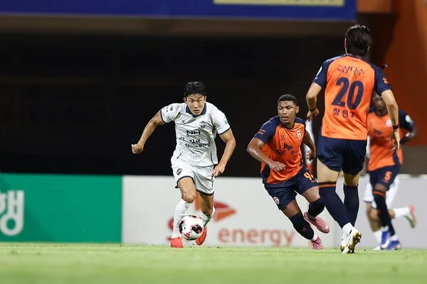 김천상무, 제주 원정 0-0 무승부...6경기 무패 행진