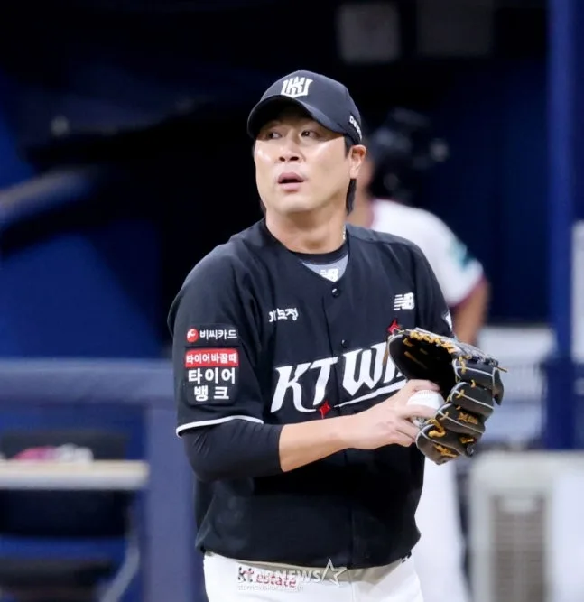 '23년 만에 KS 도전' KT 우규민, 우완 최초 900경기 대기록부터 채운다