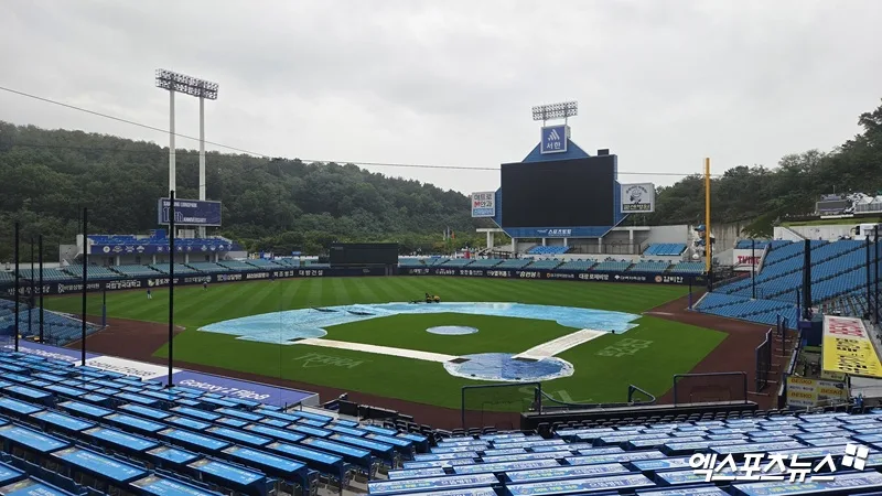 한화 3연패 탈출 하늘이 막을까? '삼성 킬러' 왕옌청 출격하는데 비 쏟...