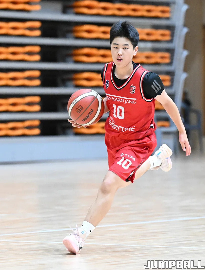 [KBL유소년] '본선 진출 이끈 주축가드' 정관장 U14 박건희는 우승을 바...