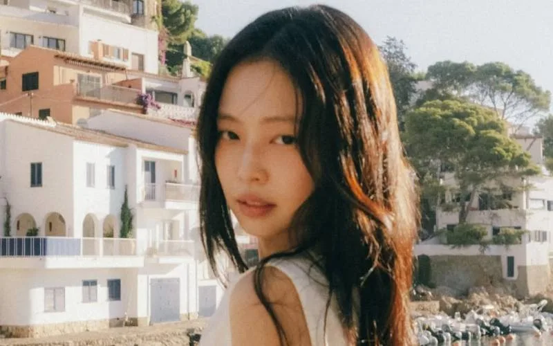 8월 말 솔로 컴백하는 제니 근황