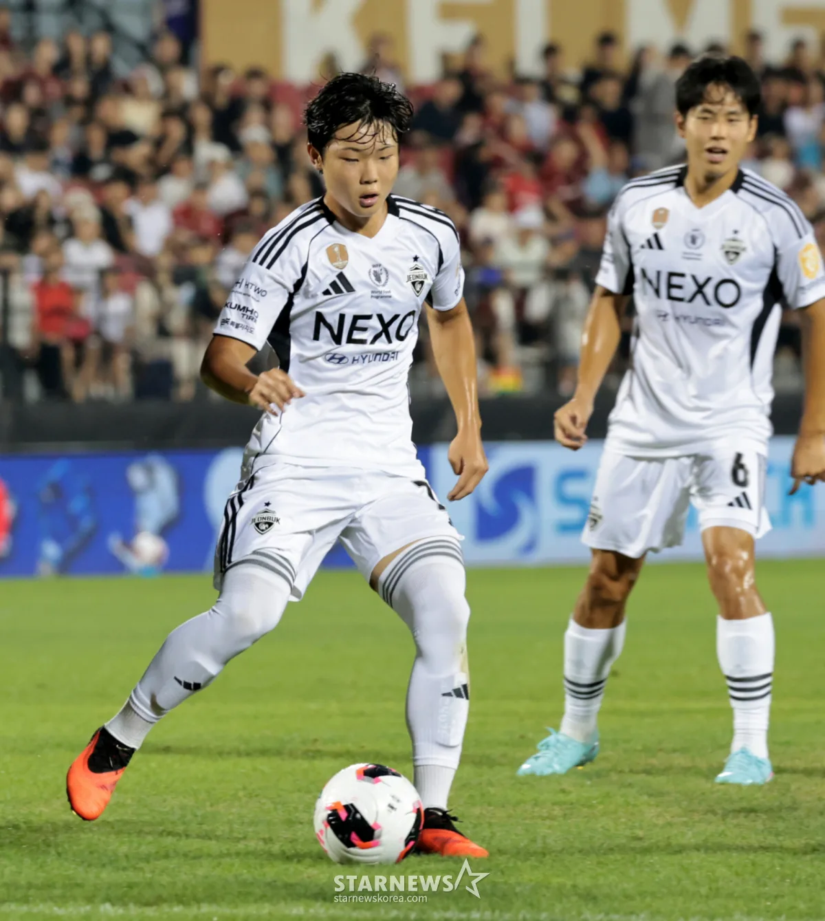'축구 신동' 18세 김예건, 벌써 유럽 진출 임박... 설영우 뛰는 즈베즈다...