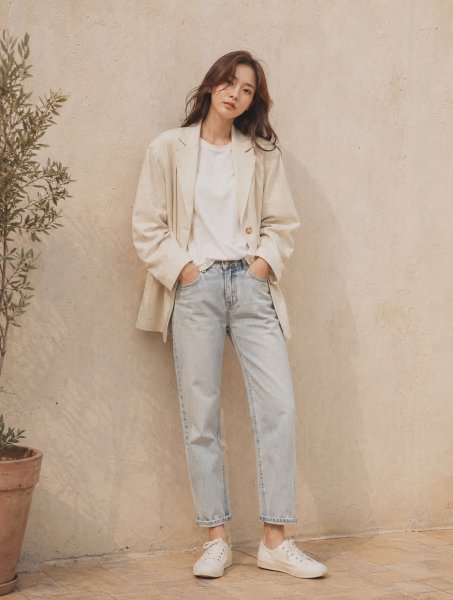 화이트 오버핏 셋업룩