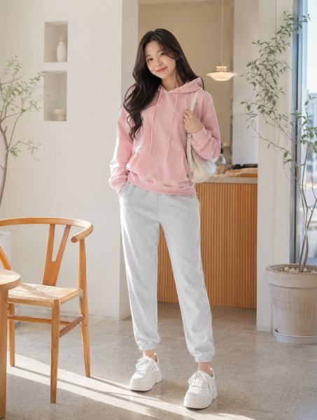 핑크 맨투맨 브런치룩