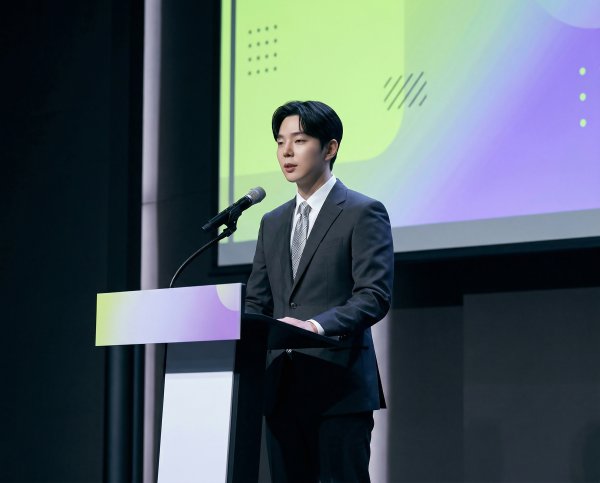 HOMEBOX20260415023611_bbdc